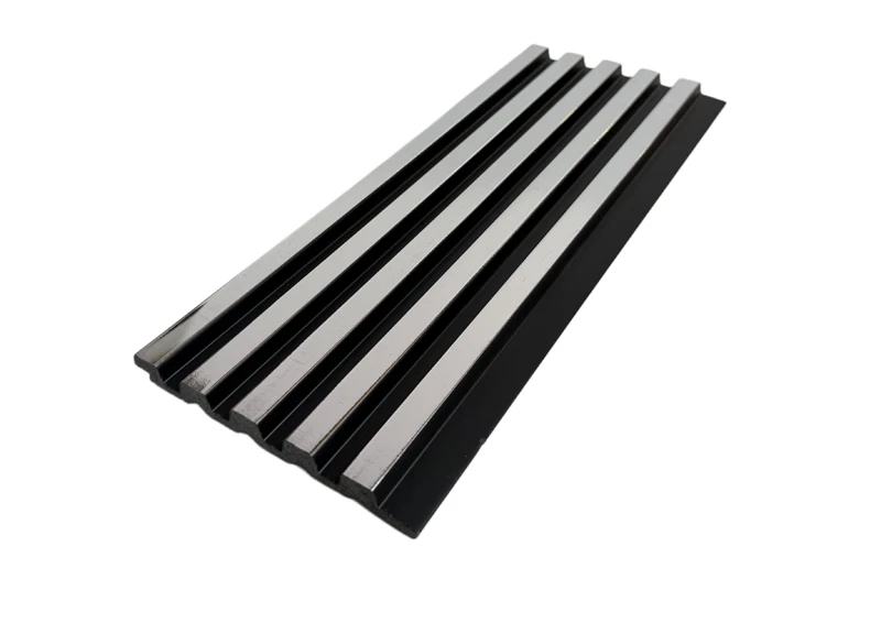 Metallist Fluted PS seinapaneel